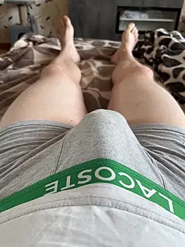 red red00 online show from March 13, 2026, 7:35 am