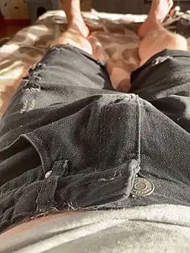 red red00 online show from March 9, 2026, 1:47 pm