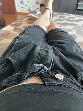 red red00 online show from March 17, 2026, 7:11 am