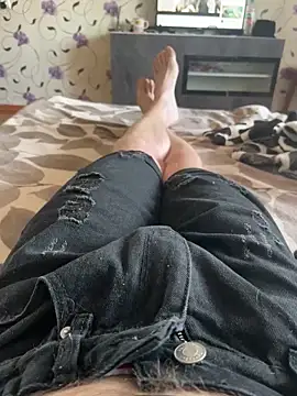 red red00 online show from March 27, 2026, 7:17 am