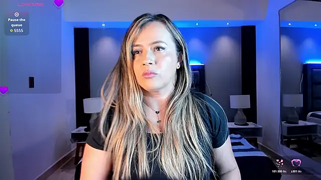 Snapshot of Susann_Ross chatting on February 2, 2026, 10:47 am Susann Ross online show from February 2, 2026, 10:47 am