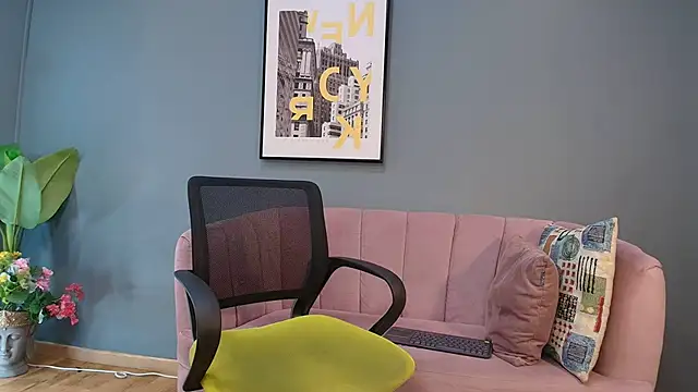 Snapshot of Mark_Evans1_ chatting on December 21, 2024, 5:50 pm Mark Evans1 online show from December 21, 2024, 5:50 pm