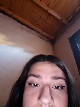 Luulaa444 online show from November 10, 2025, 9:47 am