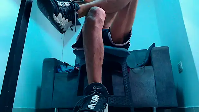 Snapshot of mastersmits chatting on February 3, 2026, 12:43 am mastersmits online show from February 3, 2026, 12:43 am