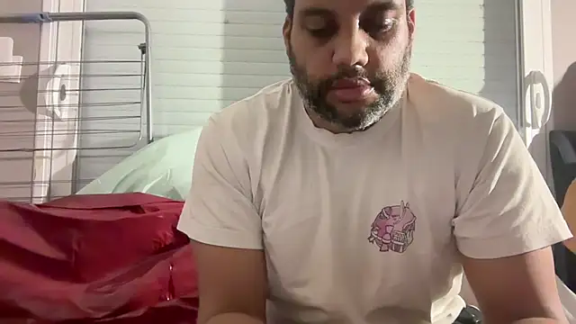AbsolutMouuah online show from May 19, 2026, 11:12 pm
