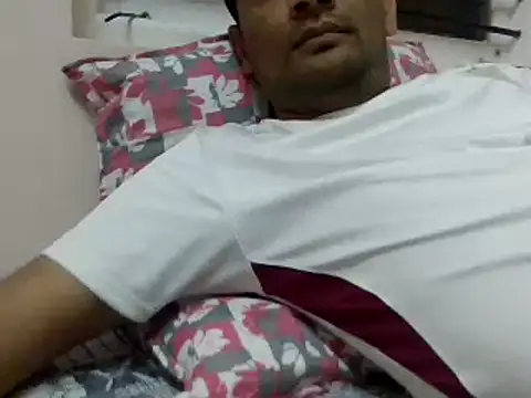 Snapshot of NiceBoy9099 chatting on December 5, 2024, 6:17 pm NiceBoy9099 online show from December 5, 2024, 6:17 pm