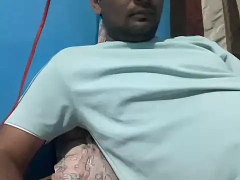 Snapshot of NiceBoy9099 chatting on February 3, 2026, 5:29 pm NiceBoy9099 online show from February 3, 2026, 5:29 pm