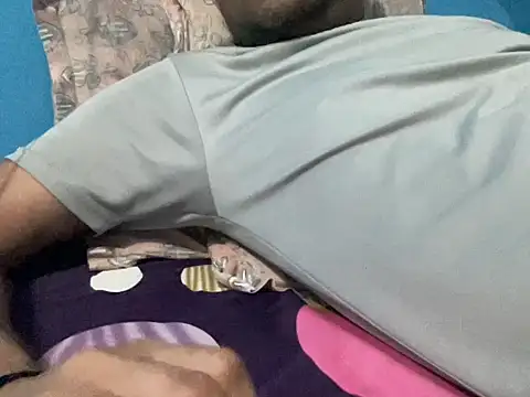 Snapshot of NiceBoy9099 chatting on September 14, 2025, 11:32 am NiceBoy9099 online show from September 14, 2025, 11:32 am