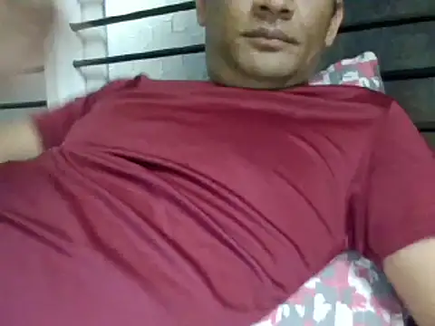 Snapshot of NiceBoy9099 chatting on January 12, 2025, 5:44 pm NiceBoy9099 online show from January 12, 2025, 5:44 pm