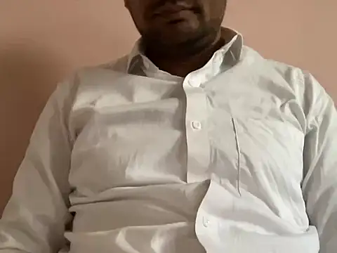 Snapshot of NiceBoy9099 chatting on February 18, 2026, 5:38 am NiceBoy9099 online show from February 18, 2026, 5:38 am