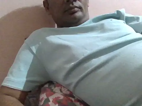 Snapshot of NiceBoy9099 chatting on May 11, 2026, 4:59 pm NiceBoy9099 online show from May 11, 2026, 4:59 pm