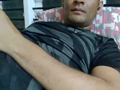 Snapshot of NiceBoy9099 chatting on February 3, 2025, 9:07 pm NiceBoy9099 online show from February 3, 2025, 9:07 pm