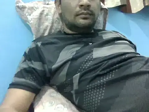 Snapshot of NiceBoy9099 chatting on December 27, 2024, 12:34 pm NiceBoy9099 online show from December 27, 2024, 12:34 pm