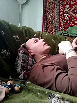 Snapshot of Pineapple04 chatting on February 17, 2026, 1:19 pm Pineapple04 online show from February 17, 2026, 1:19 pm