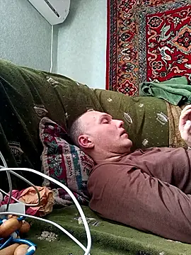 Snapshot of Pineapple04 chatting on February 9, 2026, 12:25 pm Pineapple04 online show from February 9, 2026, 12:25 pm