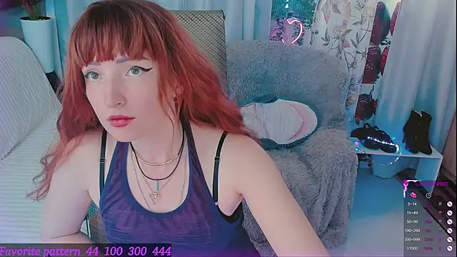 Toxic Ellies online show from April 10, 2026, 10:44 am