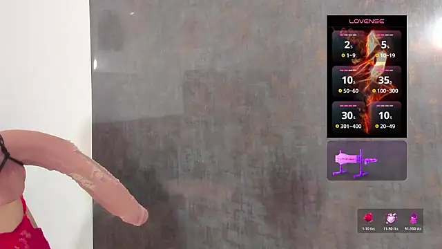 Issys milf online show from February 12, 2026, 4:18 pm