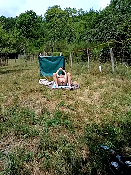 claudeperver68 online show from July 3, 2026, 11:39 am