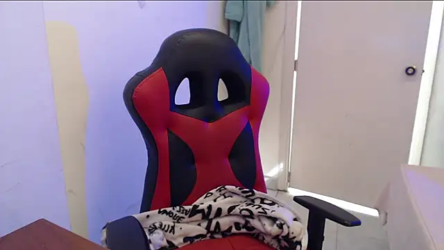 Maximesex online show from February 27, 2026, 1:44 pm