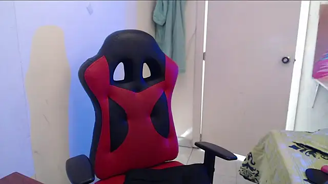 Snapshot of Maximesex chatting on March 4, 2026, 1:41 pm Maximesex online show from March 4, 2026, 1:41 pm