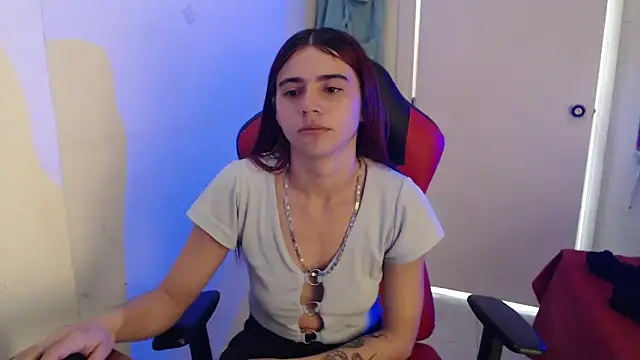 Maximesex online show from May 28, 2026, 1:39 pm