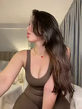 Snapshot of Mavi_Coless chatting on March 14, 2025, 4:32 am Mavi Coless online show from March 14, 2025, 4:32 am