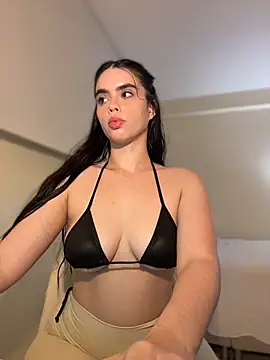 Mavi Coless online show from April 15, 2026, 12:38 am