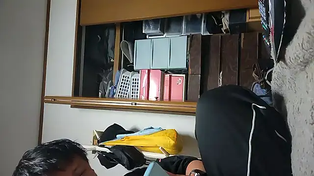 07YUKIO online show from November 14, 2025, 9:02 am