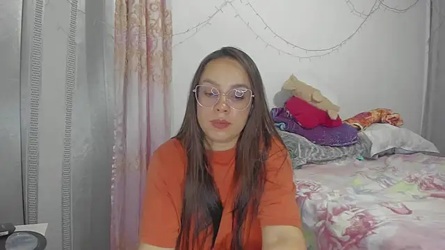 HARLEYNAPIER online show from May 29, 2026, 11:44 pm