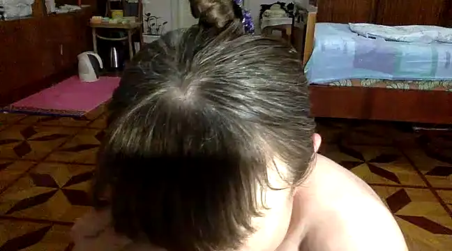 Snapshot of KlavdiaPetrivna chatting on January 1, 2025, 10:35 pm KlavdiaPetrivna online show from January 1, 2025, 10:35 pm