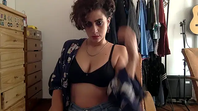 Snapshot of kidagasha chatting on December 13, 2024, 12:06 pm kidagasha online show from December 13, 2024, 12:06 pm