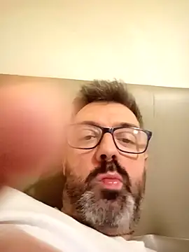 Snapshot of pana1978loco chatting on November 12, 2025, 11:25 am pana1978loco online show from November 12, 2025, 11:25 am