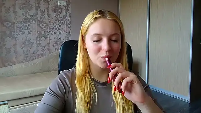 Milka kiss  online show from June 27, 2026, 12:22 pm