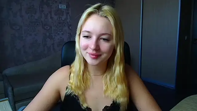 Snapshot of Milka_kiss_ chatting on February 4, 2026, 9:37 am Milka kiss online show from February 4, 2026, 9:37 am