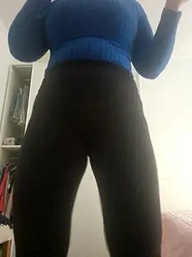 Snapshot of _tasechka_ chatting on February 22, 2025, 10:51 am  tasechka  online show from February 22, 2025, 10:51 am