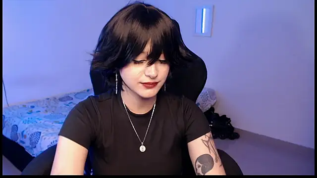 liz-beths online show from May 30, 2026, 1:23 am