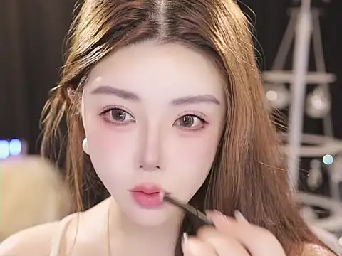 Snapshot of Qiaoqiao_ chatting on July 26, 2026, 4:14 pm Qiaoqiao online show from July 26, 2026, 4:14 pm