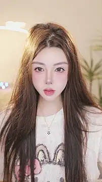 Qiaoqiao  online show from June 4, 2026, 4:11 pm
