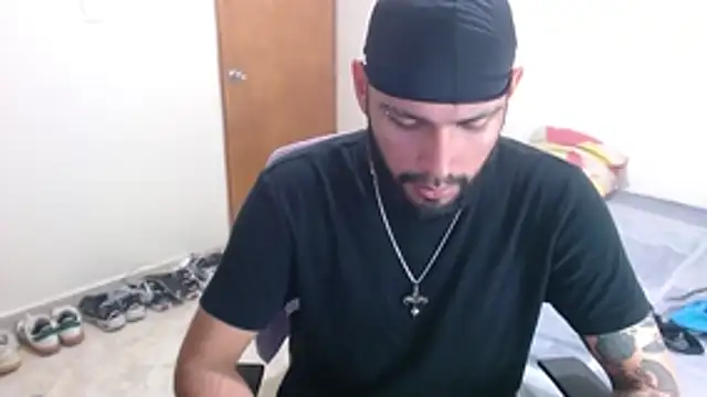 Snapshot of samir_music chatting on November 3, 2025, 7:28 pm samir music online show from November 3, 2025, 7:28 pm