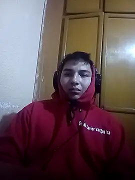 Snapshot of LoganFinds chatting on October 19, 2025, 2:25 am LoganFinds online show from October 19, 2025, 2:25 am