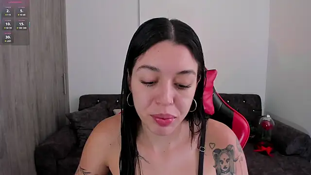 Snapshot of zoee_jackson chatting on April 1, 2026, 9:12 pm zoee jackson online show from April 1, 2026, 9:12 pm