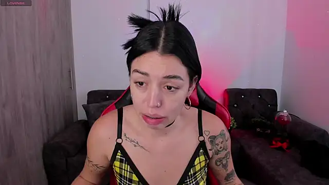 Snapshot of zoee_jackson chatting on March 16, 2026, 8:33 pm zoee jackson online show from March 16, 2026, 8:33 pm