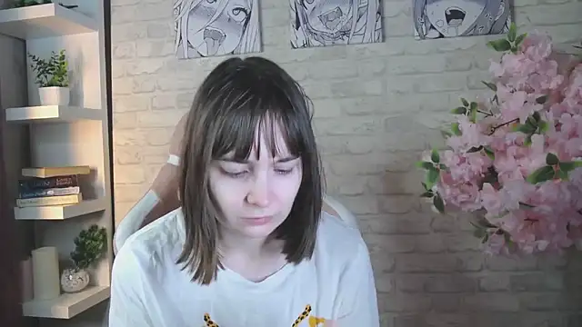 ManuTaya online show from February 12, 2025, 11:29 am