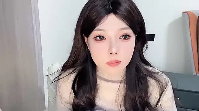 Snapshot of Q-ing chatting on February 13, 2025, 1:37 pm Q-ing online show from February 13, 2025, 1:37 pm