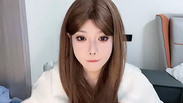 Snapshot of Q-ing chatting on February 17, 2025, 4:06 pm Q-ing online show from February 17, 2025, 4:06 pm