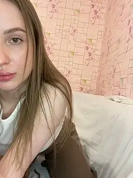 EdnaBradley online show from January 21, 2025, 4:37 pm