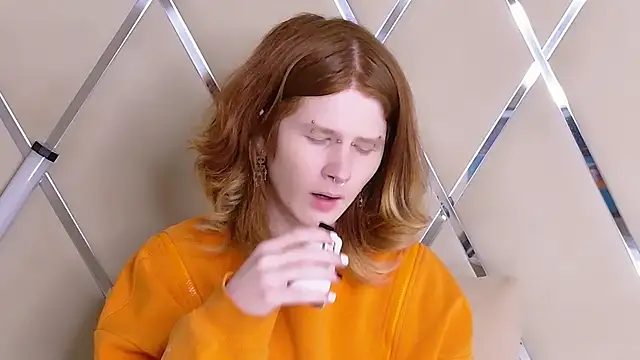 ZaynGraham online show from March 5, 2026, 11:29 am