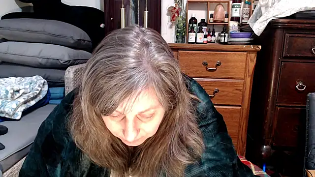 Snapshot of ladyscarlotta chatting on February 26, 2025, 9:09 pm ladyscarlotta online show from February 26, 2025, 9:09 pm
