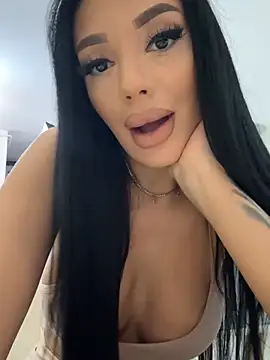 Snapshot of amirahylerr chatting on January 8, 2025, 9:01 pm amirahylerr online show from January 8, 2025, 9:01 pm