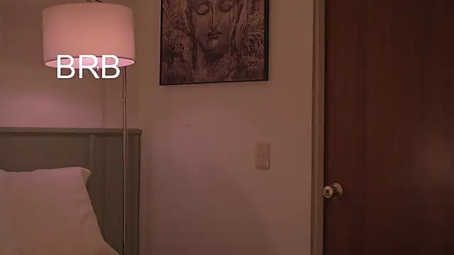 Aimilayne online show from March 17, 2026, 7:50 pm